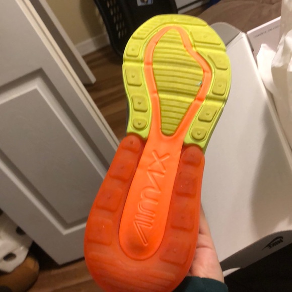 Nike Air 270 - Picture 4 of 5